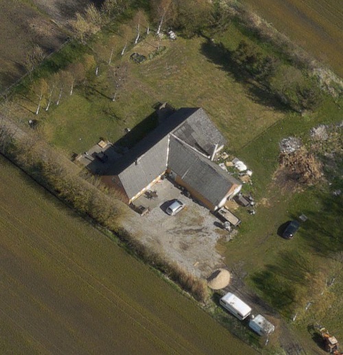 Skråfoto 1/5 2017 fra Styrelsen for Dataforsyning og Effektivisering hentet i dec. 2018 https://skraafoto.kortforsyningen.dk/oblivisionjsoff/index.aspx?project=denmark&id=CPFRKM