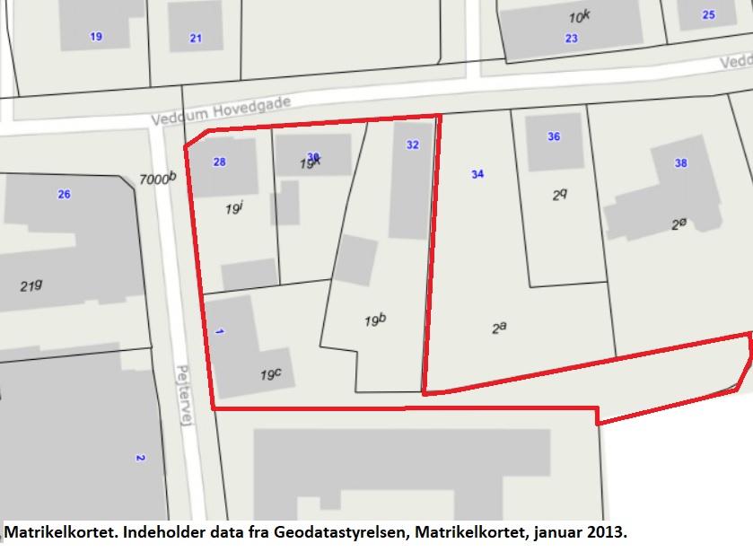 Matr. 19 i Veddum by omfatter Pejtervej 1 og Hovedgaden 28-32. Matrikelkortet. Indeholder data fra Geodatastyrelsen, Matrikelkortet, januar 2013.