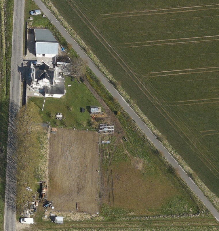 1/5 2017 https://skraafoto.dataforsyningen.dk/?orientation=north&center=571896.61%2C6293376.76