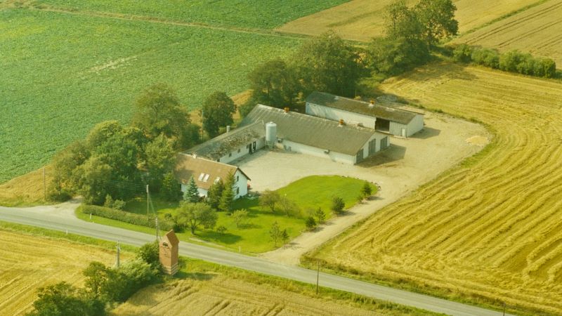 Ariel/Dansk Luftfoto; Det Kgl. Bibliotek http://www.kb.dk/danmarksetfraluften/images/luftfo/2011/maj/luftfoto/object2095820