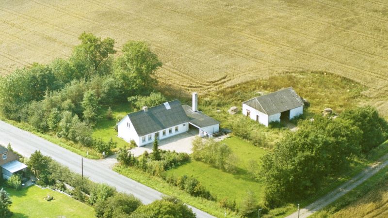 1989 Ariel/Dansk Luftfoto;  Det Kgl. Bibliotek http://www.kb.dk/danmarksetfraluften/images/luftfo/2011/maj/luftfoto/object2095822