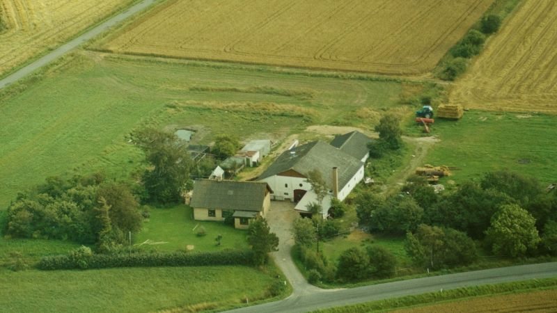 1989 Ariel / Dansk Luftfoto;  Det Kgl. Bibliotek http://www5.kb.dk/danmarksetfraluften/images/luftfo/2011/maj/luftfoto/object2095832