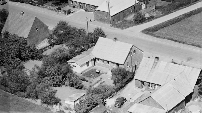 Uddrag fra  1959 Sylvest Jensen Luftfoto;  Det Kgl. Bibliotek http://www.kb.dk/danmarksetfraluften/images/luftfo/2011/maj/luftfoto/object1805183