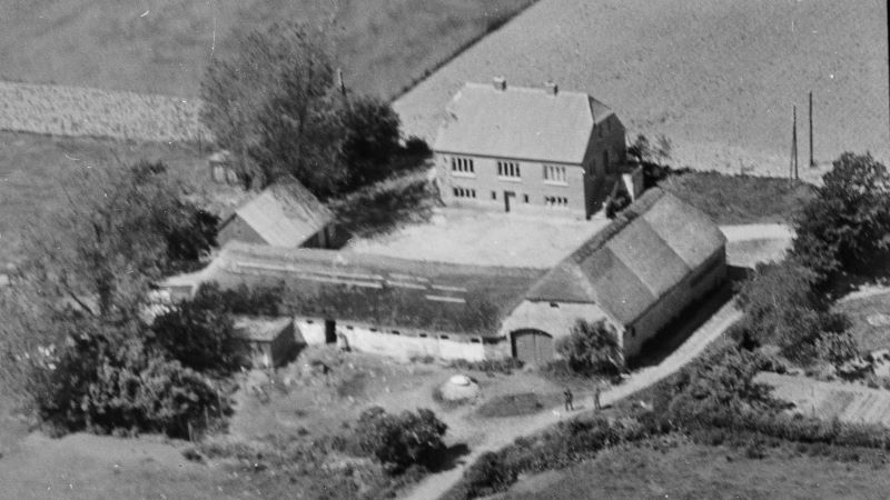 Korupvej 54
Østerholt 1948 - 1952 Aalborg Luftfoto: Det Kgl. Bibliotek.
http://www.kb.dk/danmarksetfraluften/images/luftfo/2011/maj/luftfoto/object1635137