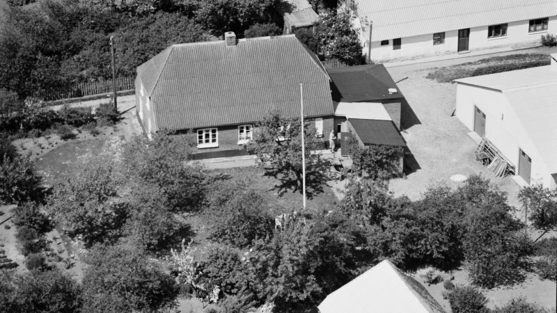 Johanne Marie Kofoed Hansen 1959 Sylvest Jensen Luftfoto;  Det Kgl. Bibliotek http://www5.kb.dk/danmarksetfraluften/images/luftfo/2011/maj/luftfoto/object1805212