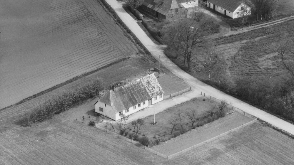 1972 Sylvest Jensen Luftfoto;  Det Kgl. Bibliotek https://www.kb.dk/danmarksetfraluften/images/luftfo/2011/maj/luftfoto/object2026966