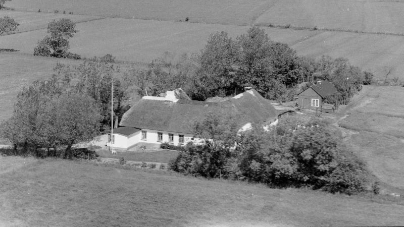 1957 Aalborg Luftfoto; Det Kgl. Bibliotek.
http://www5.kb.dk/danmarksetfraluften/images/luftfo/2011/maj/luftfoto/object2240336