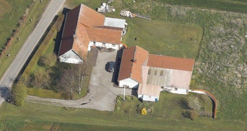 1/5  2017 https://skraafoto.dataforsyningen.dk/?orientation=north&center=572425.42%2C6293751.91