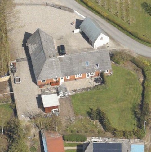 1/5 2017 https://skraafoto.dataforsyningen.dk/?orientation=north&center=571603.88820778%2C6293121.96124393