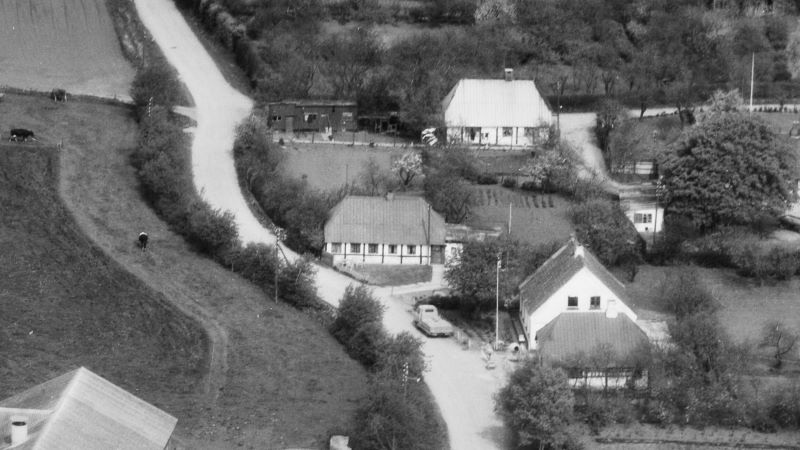  1972 Sylvest Jensen Luftfoto;  Det Kgl. Bibliotek http://www5.kb.dk/danmarksetfraluften/images/luftfo/2011/maj/luftfoto/object2029486