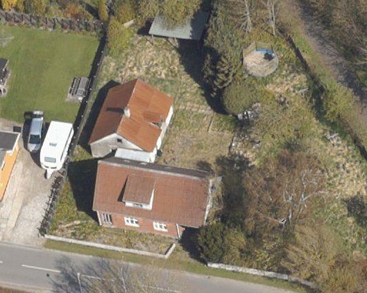 Skråfoto 01-05-2017 https://skraafoto.dataforsyningen.dk/?center=572158.15%2C6292924.73&item=2017_81_06_2_0017_00090259&year=2017&orientation=north