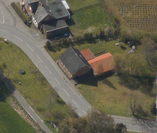 Skråfoto 01-05-2017 https://skraafoto.dataforsyningen.dk/?orientation=north&center=572184.37%2C6292880.01